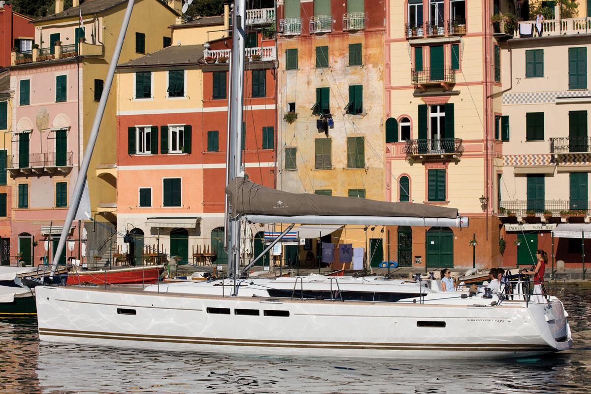 Jeanneau Sun Odyssey 509: Here Comes the Sun