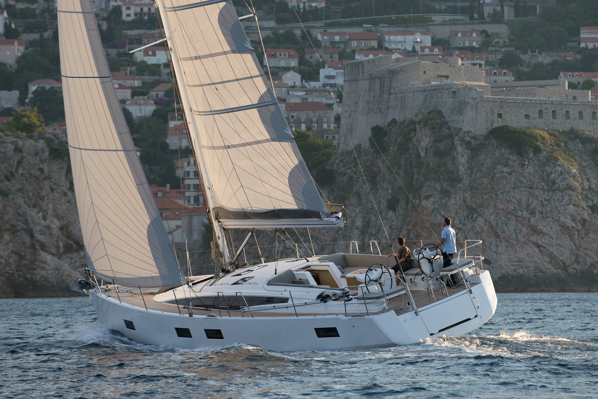 New Jeanneau 51 released