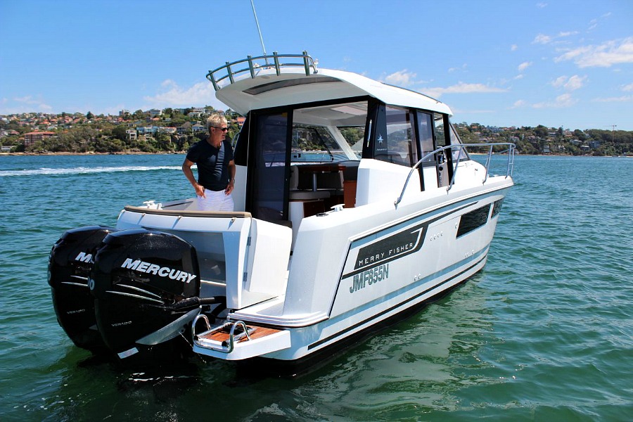 Jeanneau Merry Fisher 695/855 Video Review