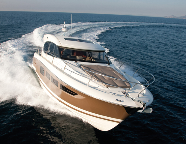 Trade a Boat tests the new Prestige 500s