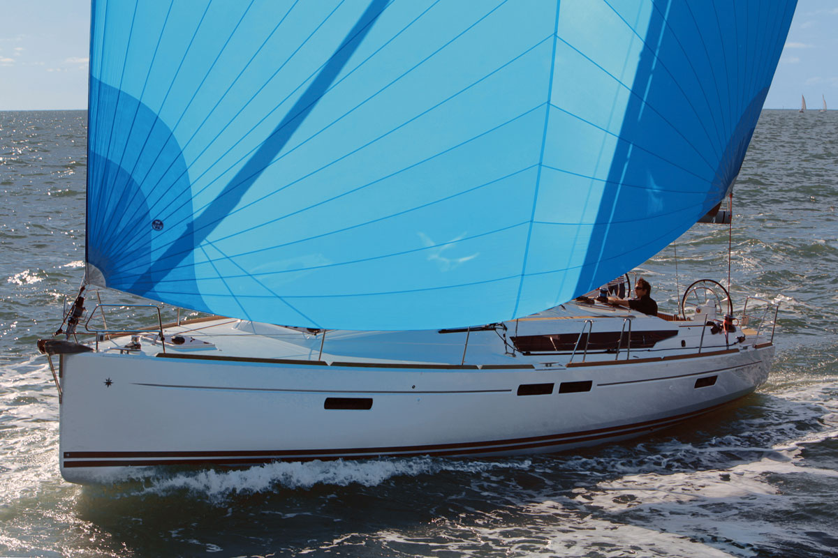 Jeanneau at Paris boat show 2012