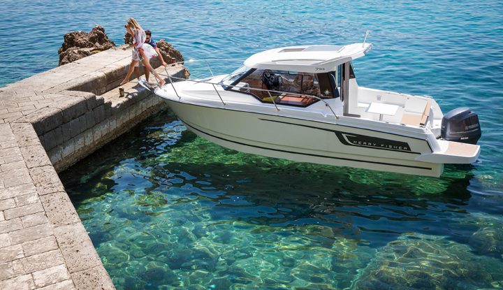 The new Jeanneau Merry Fisher 795