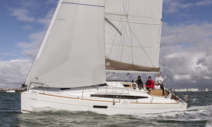 TEST SAIL: JEANNEAU 349
